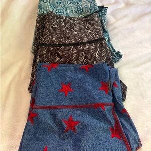 Patterned Hottie Yoga Wear REVERSIBLE yoga leggings